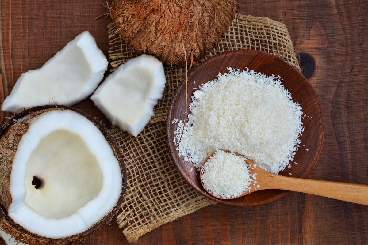 Freshly grated desiccated coconut powder produced by a certified desiccated coconut supplier in Vietnam.