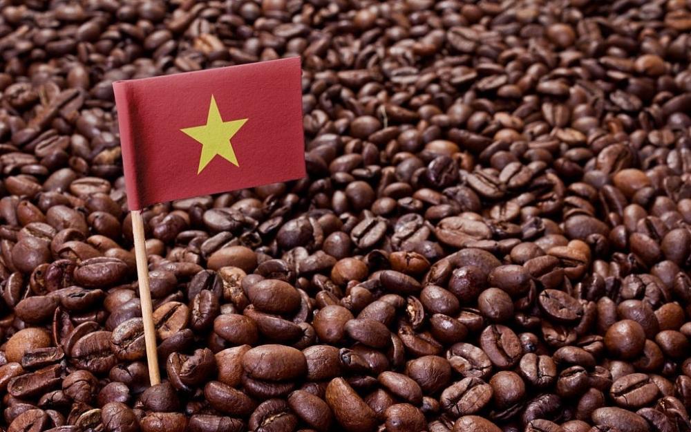 Benefits to import Vietnam coffee including high-quality Robusta beans and competitive export prices.